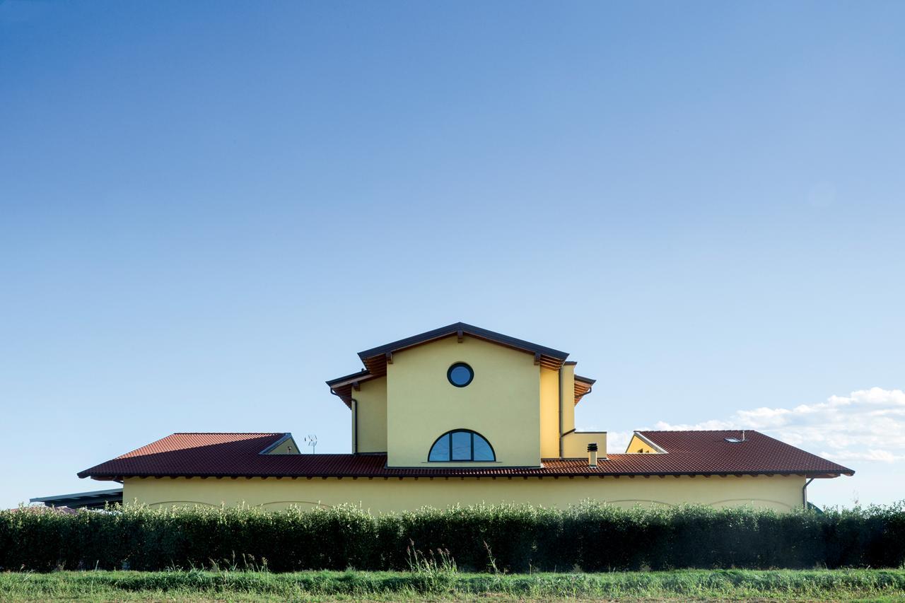 Agriturismo Camisi Qh Cambiago Exteriér fotografie