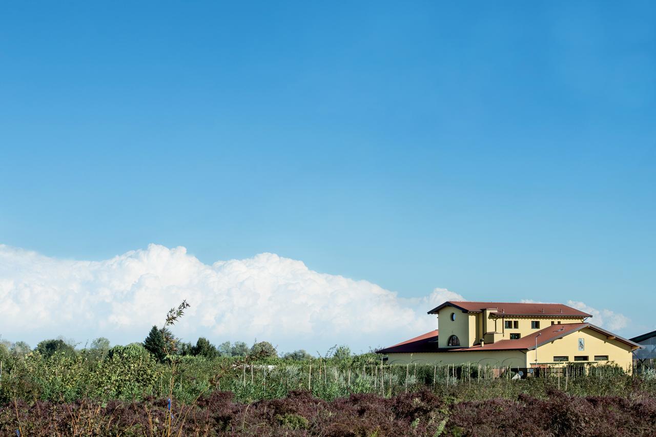 Agriturismo Camisi Qh Cambiago Exteriér fotografie