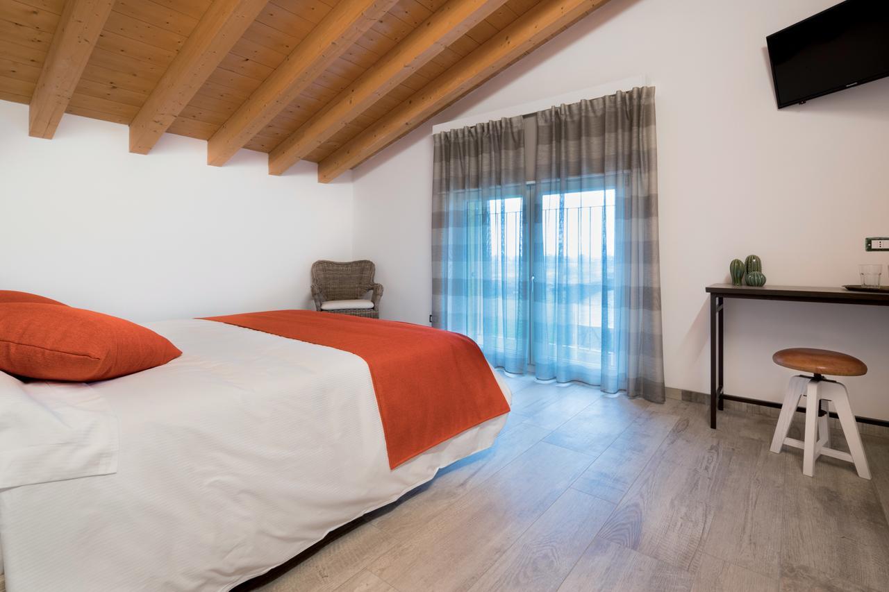 Agriturismo Camisi Qh Cambiago Exteriér fotografie